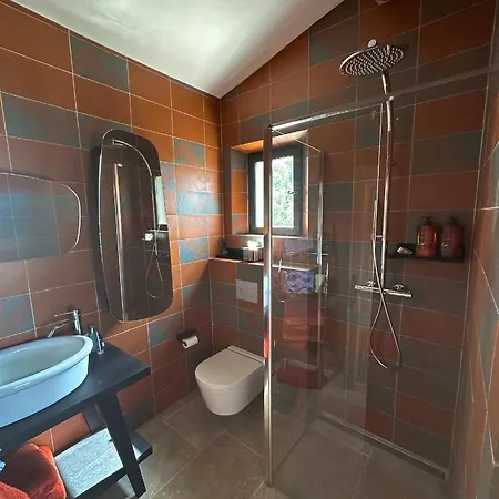 Luxury House, St Tropez 20mns! Stunning View, Serene & Private