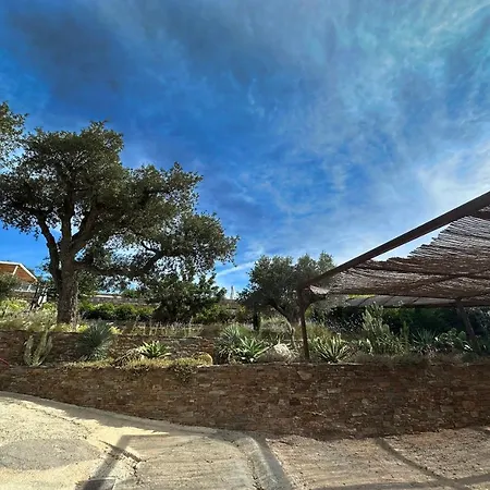 Luxury House, St Tropez 20mns! Stunning View, Serene & Private